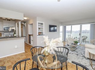 700 7th St SW APT 621, Washington, DC
