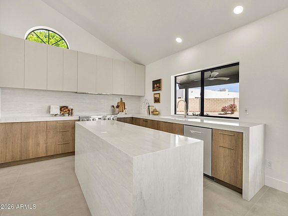 4th image of 5526 E TERRY Drive