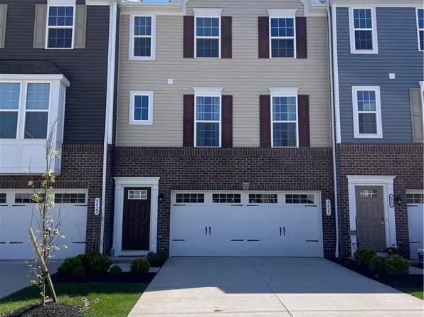 4025 N Steels Cir, Cuyahoga Falls, OH 44224