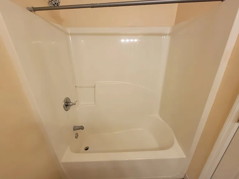 1063 Waltons Pass — Photo 34