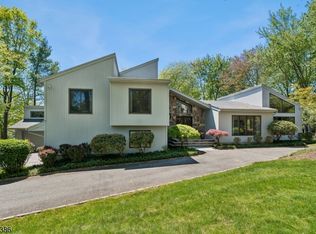 10 Hawthorne Ct, Morris Twp., NJ 07960