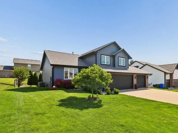 1506 W Jackson Ave, Indianola, IA 50125