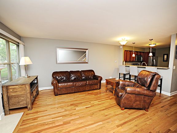 3rd image of 387 W Hamilton Ln #195