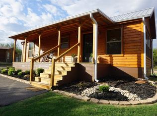 1916 Roadrunner Rd, Graford, TX 76449