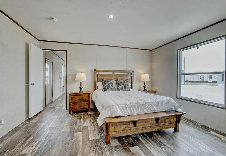 Regency Pointe — Photo 8