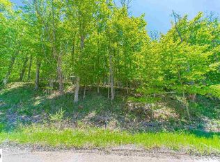 Day Ave, Frankfort, MI 49635