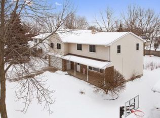2530 Van Beek Rd, Green Bay, WI 54311