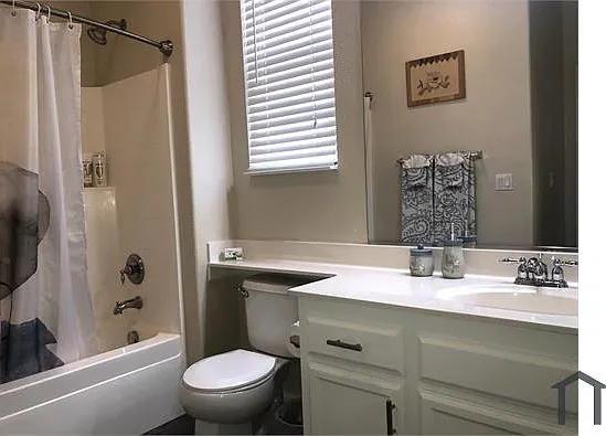 715 Ferrier Way — Photo 14