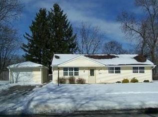 2828 Everglade Ave, Woodridge, IL