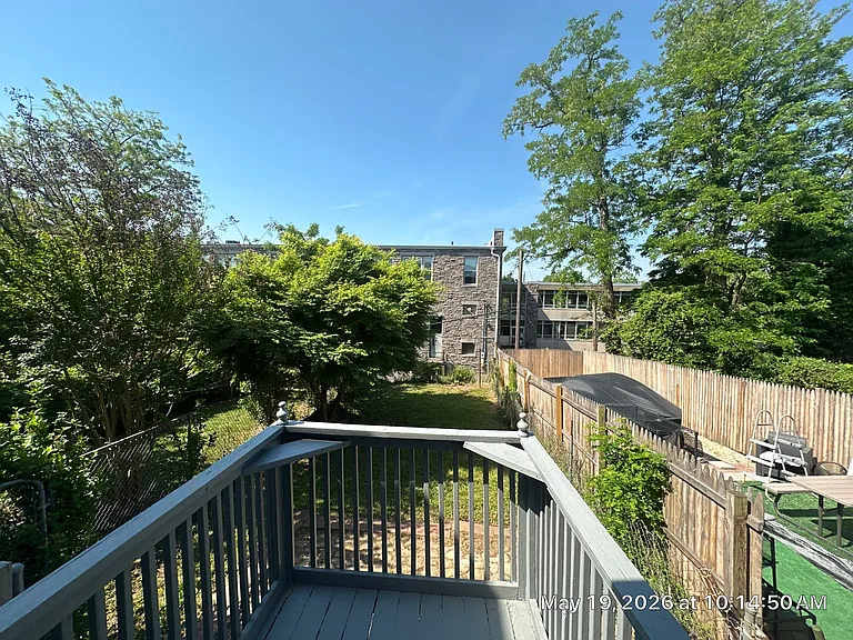 653 Rutherford Ave — Photo 17
