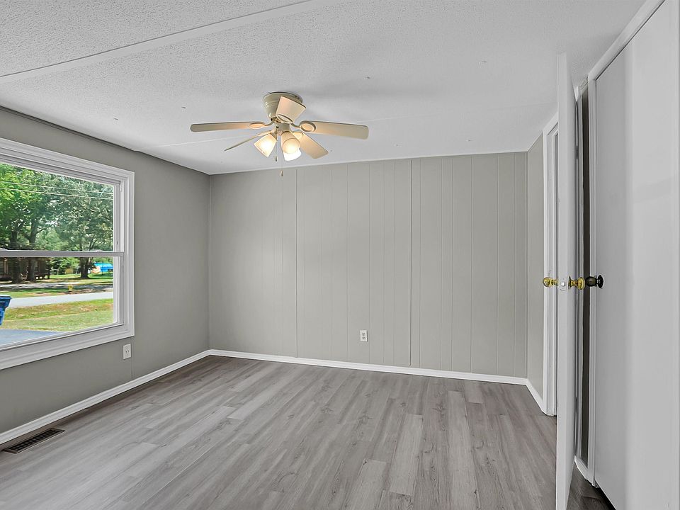 13th image of this home