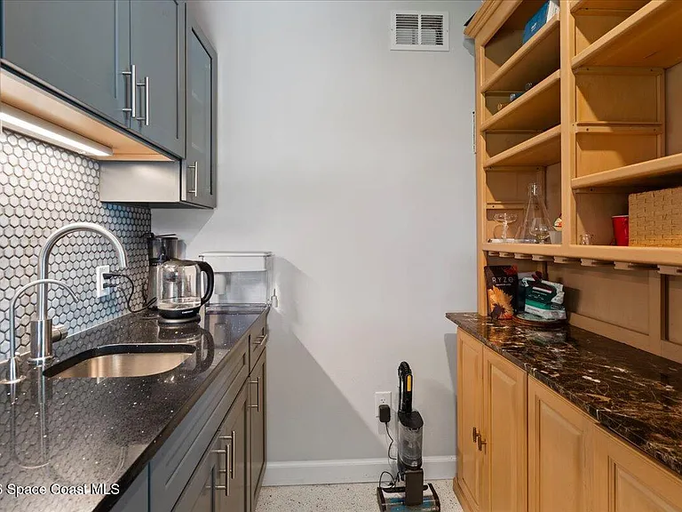 1738 Cadillac Cir N — Photo 15