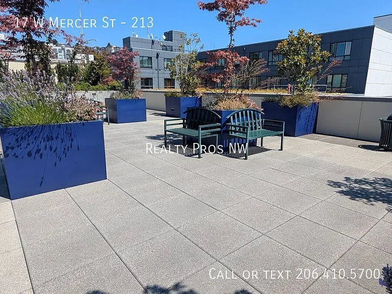 17 W Mercer St #213 — Photo 11