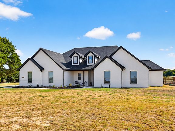 3rd image of 731 County Road 4764