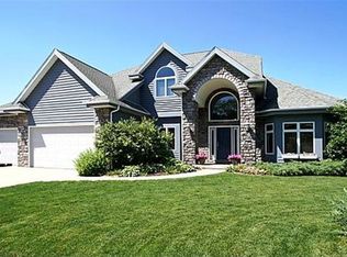 718 Hidden Cave Rd, Madison, WI 53717