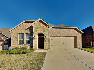 11208 Shady Meadows Way, Aubrey, TX 76227
