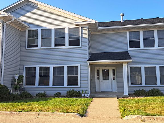 2nd image of 2321 Aspen Rd Unit 103