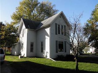 988 14th St, Marion, IA 52302