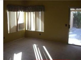 627 Citrus Ave, Perris, CA 92571