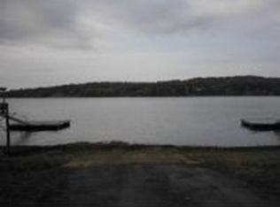 612 Big Richland Dr, Waverly, TN 37185