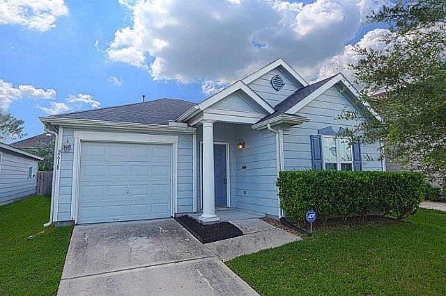 1st image of 2618 Skyview Knoll Ct
