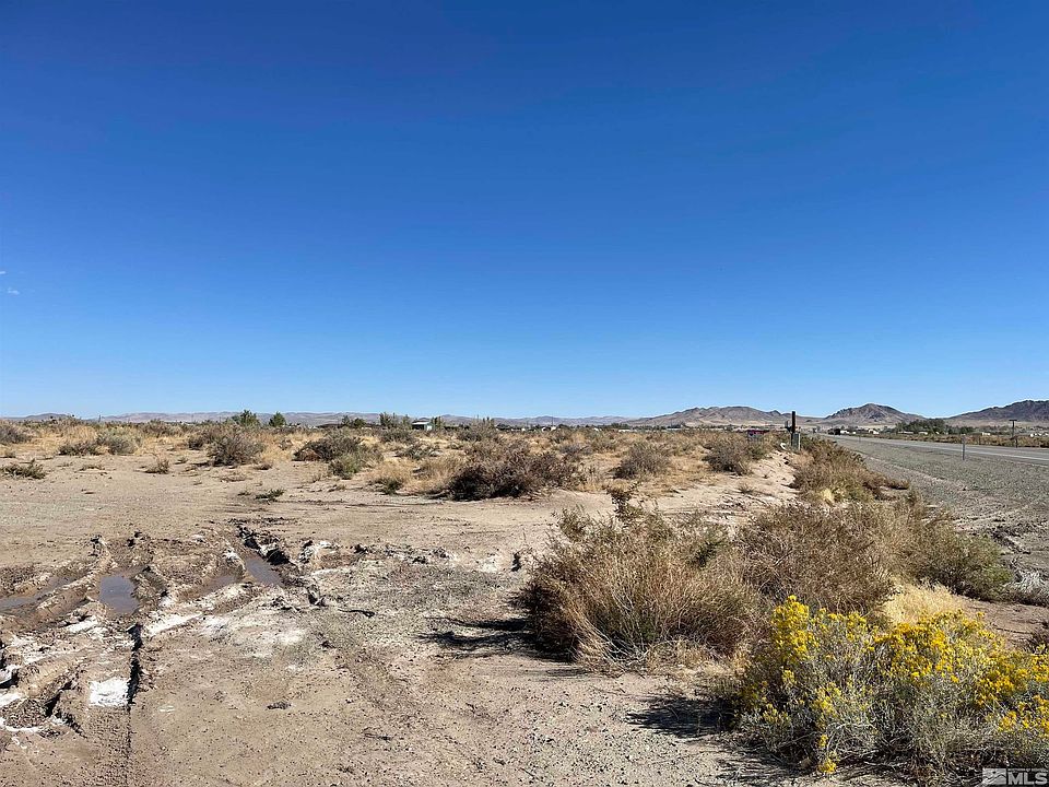 2nd image of 306 E Highway 95a