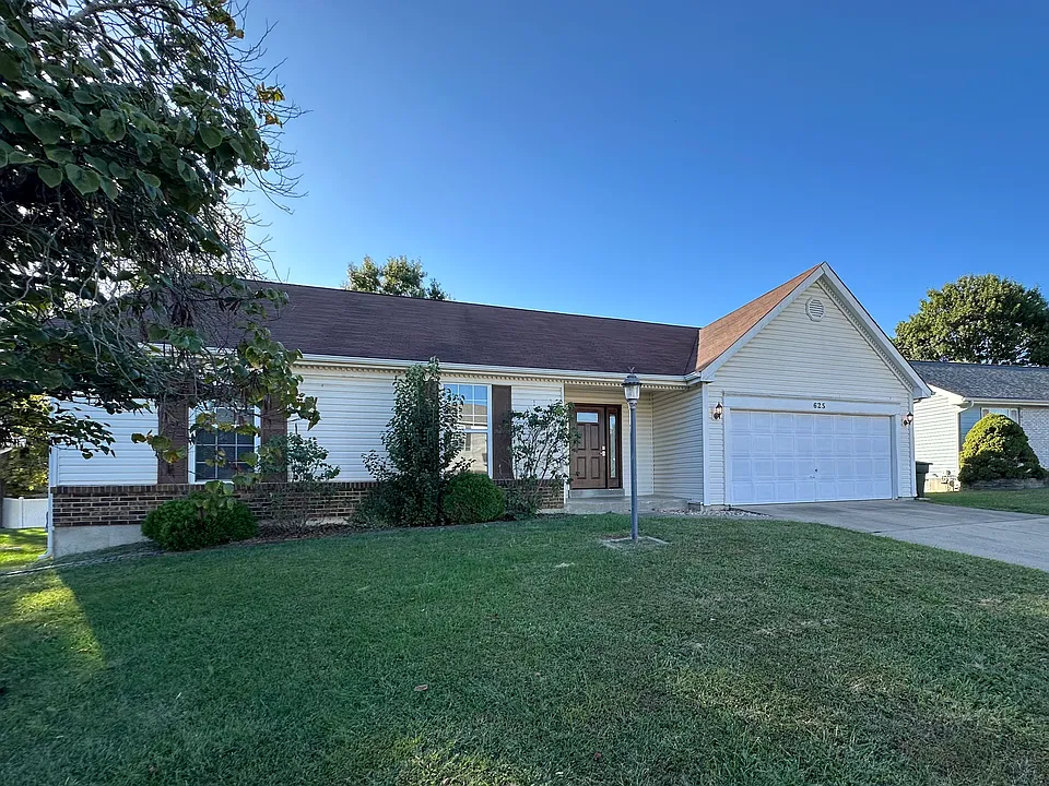 625 Autumn Oaks Dr