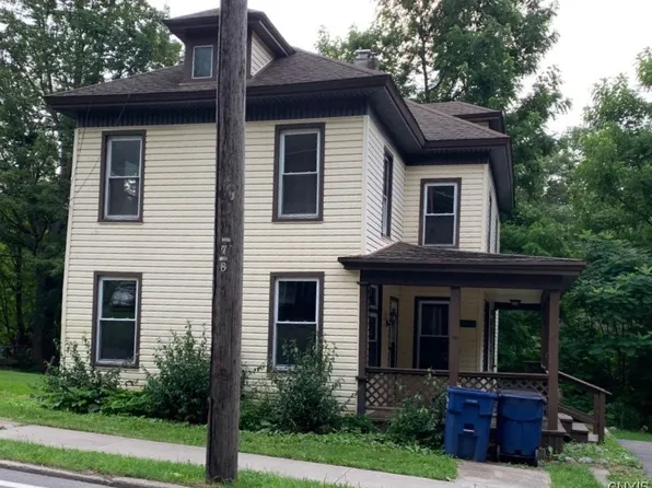 28 Warren St, Tully, NY 13159