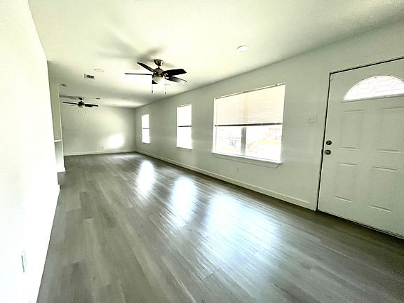 5th image of 1807 Superior St