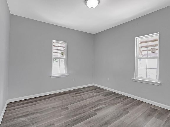 5th image of 3738 Townes Ave