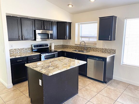 4th image of 6143 S Crystal Way