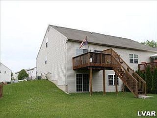 2nd image of 104 Jeffrey Ln