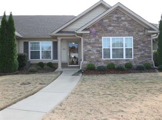 166 Moore Farm Cir NW, Huntsville, AL 35806