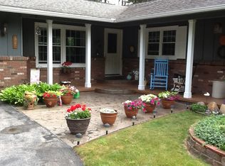 428 Oak Ridge Dr E, Traverse City, MI 49685