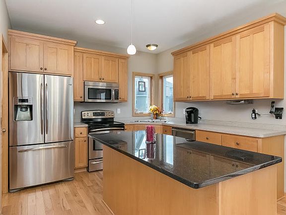 3rd image of 13834 Savanna Dr