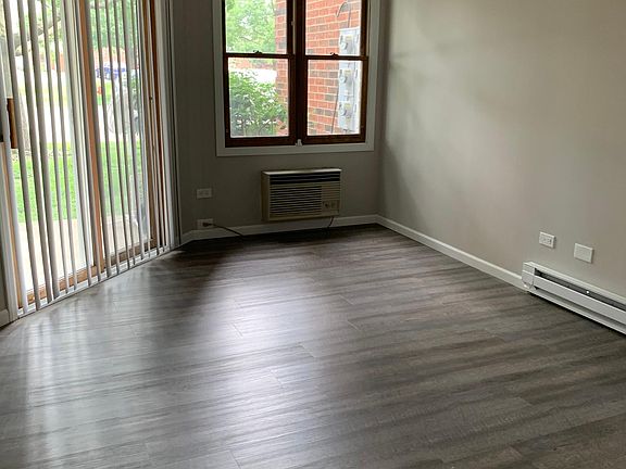 4th image of 1355 Cunat Ct APT 1A