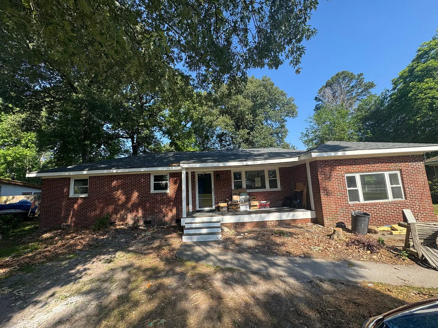 948 Hollywood Dr - Rm 3 — Photo 2