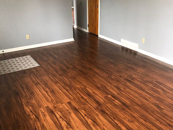 4th image of 8129 Englewood St NE
