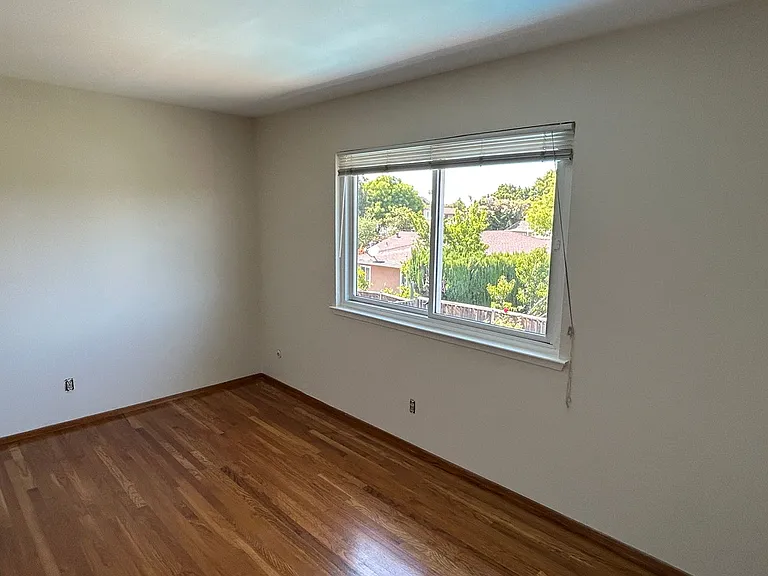 913 Reed Ave — Photo 6