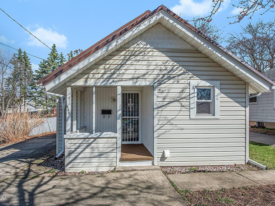 1st image of 540 Wentworth Ave