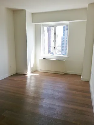 Rented by Battery Park Realty | media 10