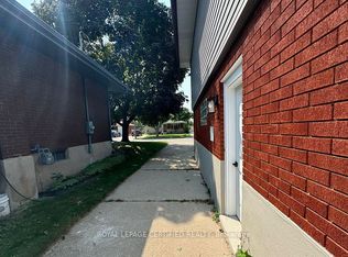 62 Elkington Dr #BASEMENT, Kitchener, ON N2B1S2