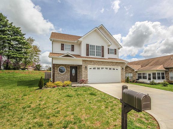 2nd image of 214 Winged Foot Dr