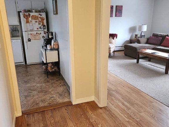 2nd image of 1125 Halstead Ave #2