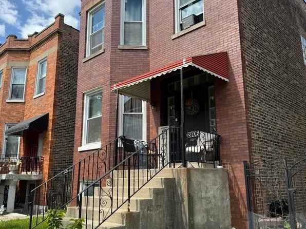2406 S 50th Ave, Cicero, IL 60804