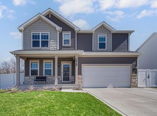 3910 Iron Gate Dr, Valparaiso, IN 46385