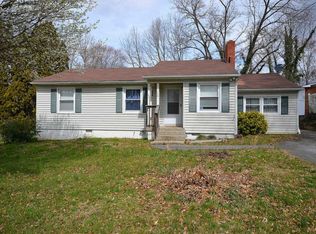 152 Arlington Dr, Johnson City, TN 37601