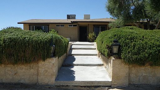 1st image of 73941 Desert Dunes Dr