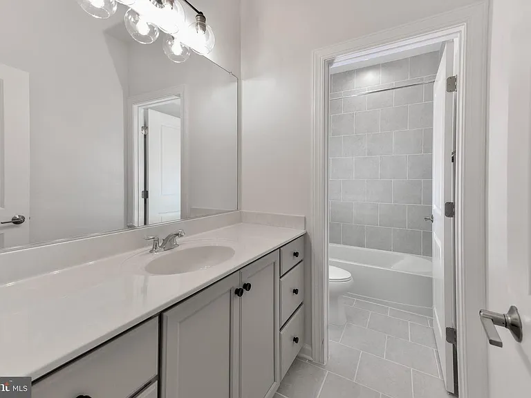 20686 Glenmont Ter — Photo 20