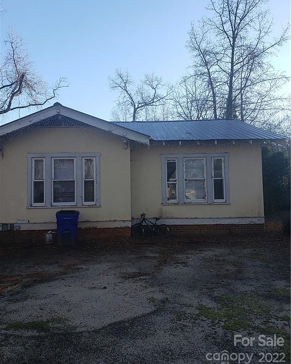 1st image of 1050 E Main St